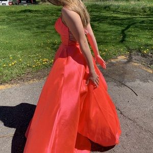 Sherri hill prom dress